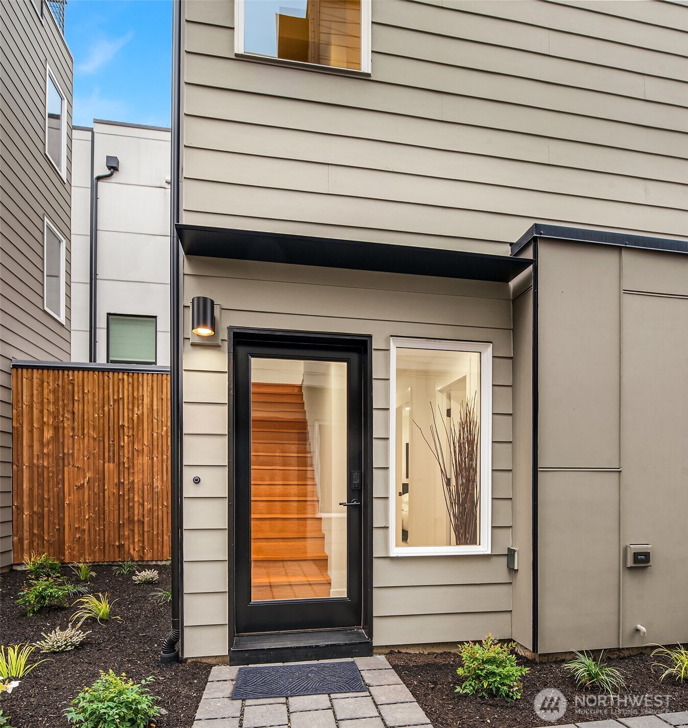 1457 22nd Avenue, Unit A Seattle, WA 98122 - Photo 2 of 15 a view of front door of house