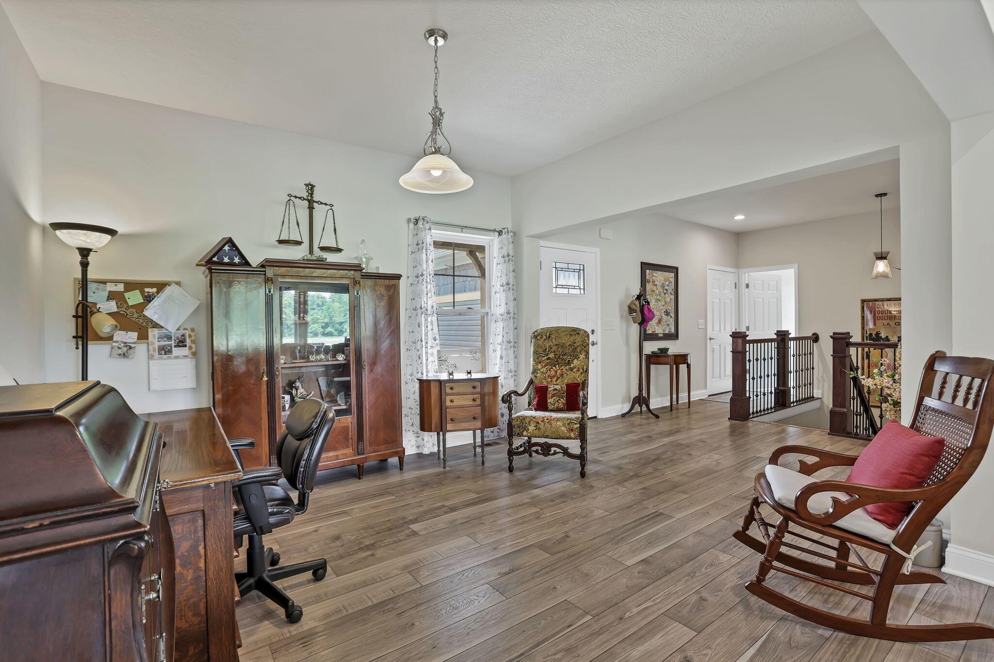 9660 Old Rainer Road Roseville, OH 43777 - Photo 19 of 71 Casual living room or office