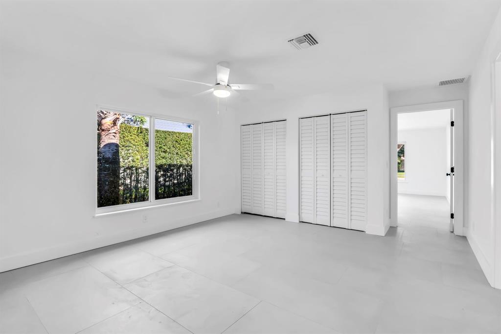 12865 Kingsway Road Wellington, FL 33414 - Photo 14 of 28