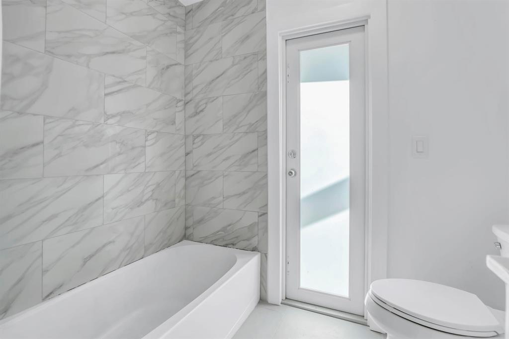 12865 Kingsway Road Wellington, FL 33414 - Photo 19 of 28