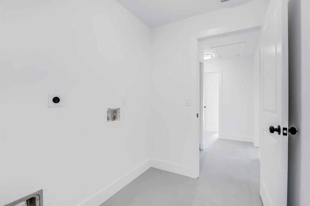 12865 Kingsway Road Wellington, FL 33414 - Photo 22 of 28