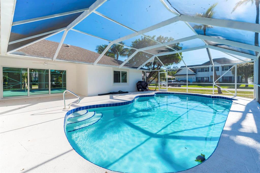 12865 Kingsway Road Wellington, FL 33414 - Photo 24 of 28
