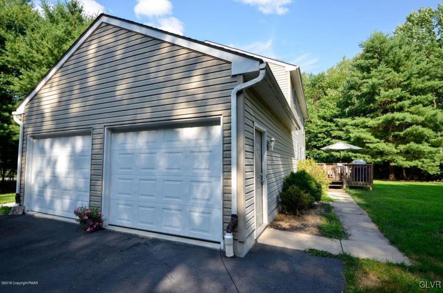 123 Valley Road West Kunkletown, PA 18058 - Photo 3 of 34 2 Car Garage
