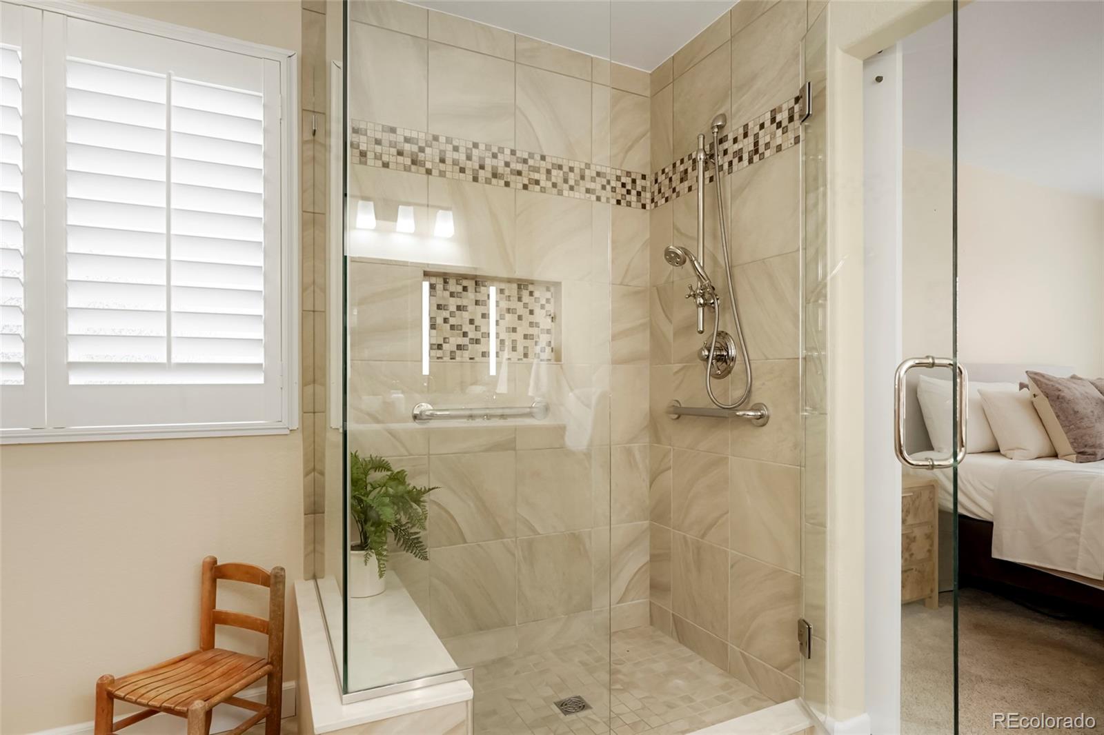 18853 East Union Place Aurora, CO 80015 - Photo 18 of 39