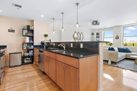 $5,000 | 323 Boylston Street, Unit 602, Brookline, MA 02445