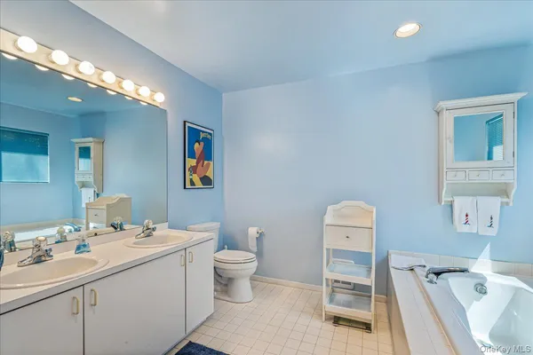 $55,000 | Undisclosed Address, Westhampton, NY 11977