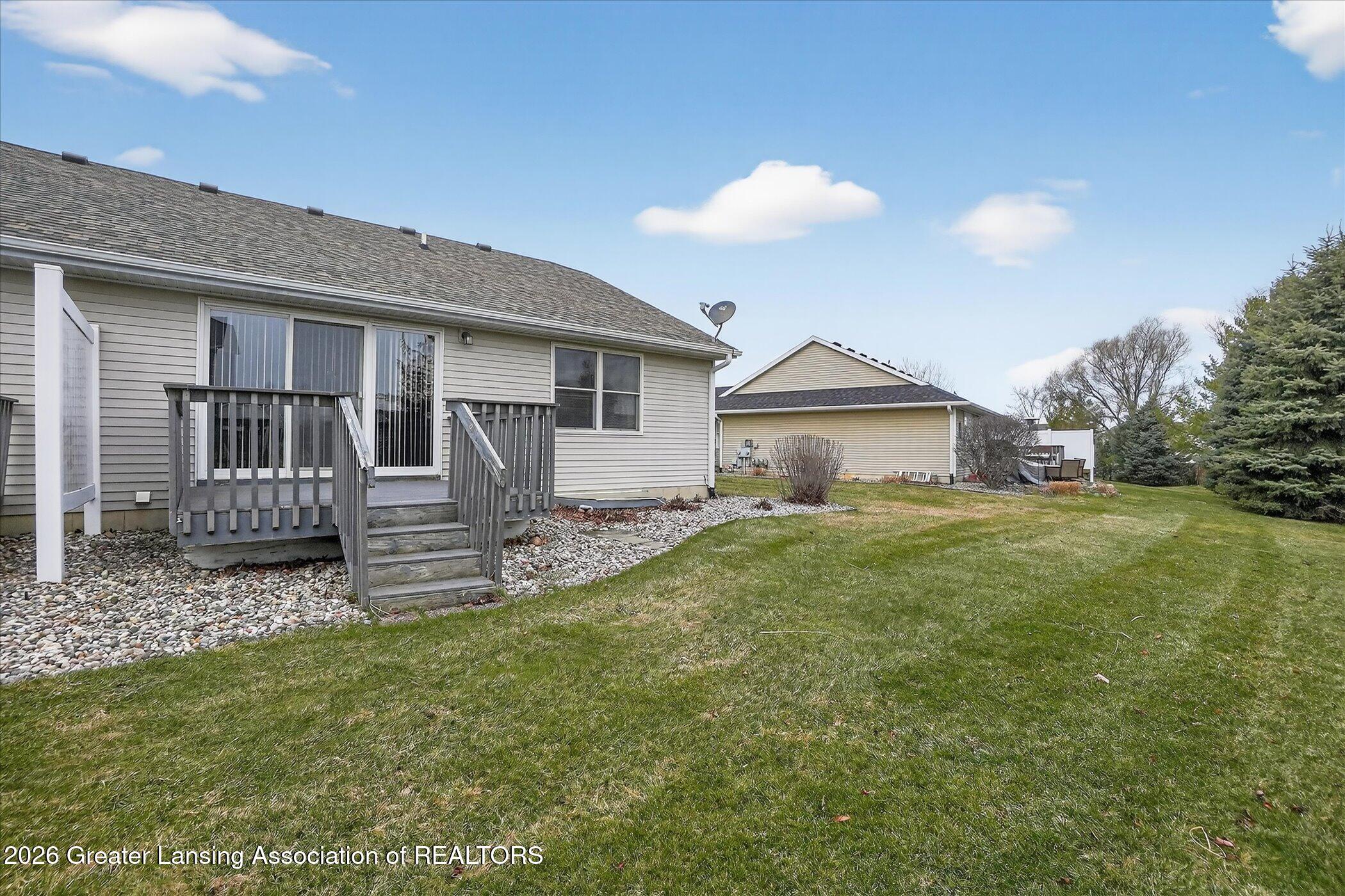 912 Randy Lane St. Johns, MI 48879 - Photo 31 of 35 33-912-Randy-Ln-St-Johns-MI-48879-Window