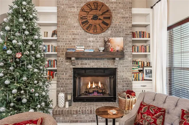 $975,000 | 163 Northwest Amber Court, Lake City, FL 32055