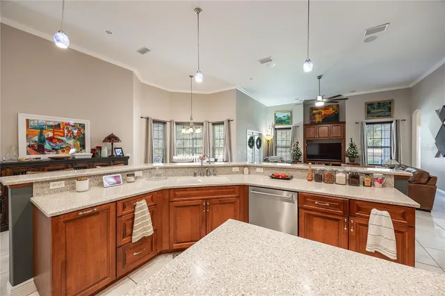 $975,000 | 163 Northwest Amber Court, Lake City, FL 32055