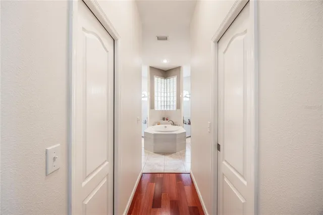 $975,000 | 163 Northwest Amber Court, Lake City, FL 32055