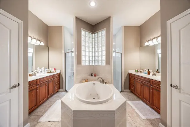 $975,000 | 163 Northwest Amber Court, Lake City, FL 32055