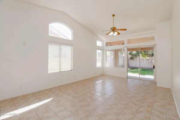 $2,250 | 1375 West Musket Way, Chandler, AZ 85286