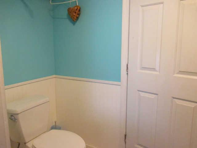 3280 Bethel Road Pulaski, TN 38478 - Photo 12 of 20 a bathroom with a toilet and a shower