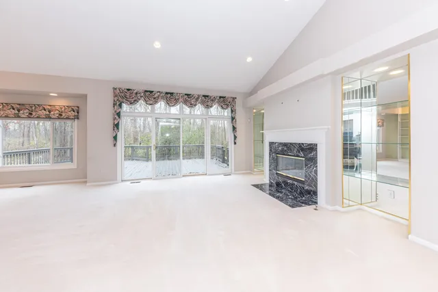 $625,000 | 17200 Lake View Circle, Unit 37, Northville, MI 48168