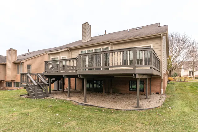 $625,000 | 17200 Lake View Circle, Unit 37, Northville, MI 48168