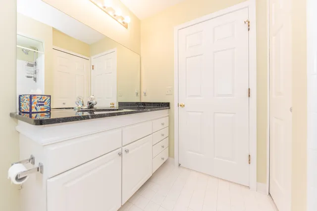 $625,000 | 17200 Lake View Circle, Unit 37, Northville, MI 48168