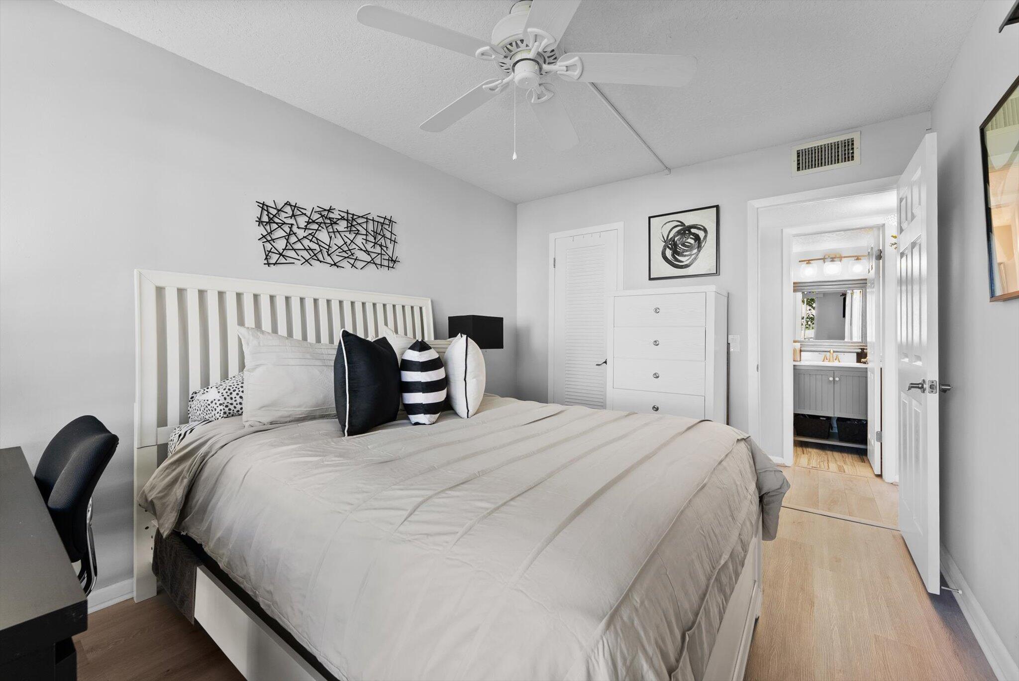 151 Fanshaw D Boca Raton, FL 33434 - Photo 11 of 35 2nd Bedroom