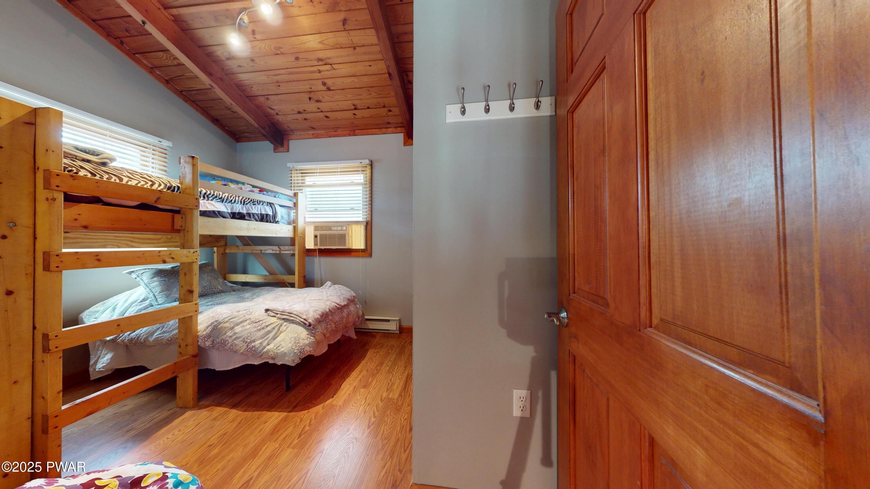 677 West Chipmunk Road Bushkill, PA 18324 - Photo 39 of 53