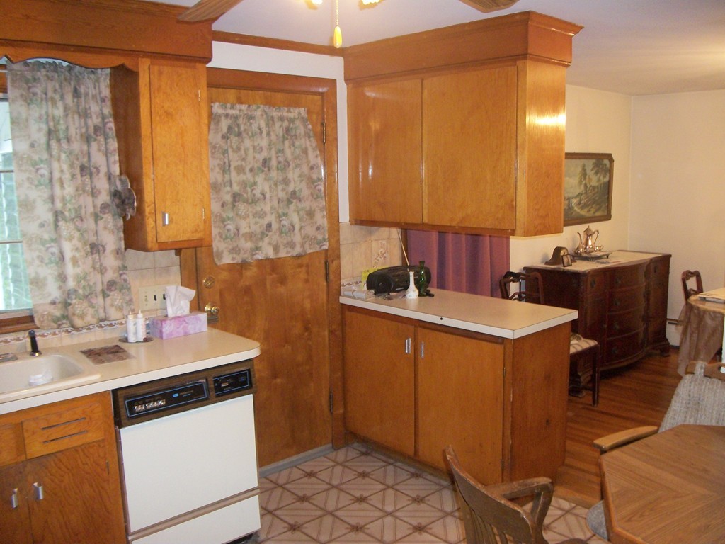 71 Moon Road Lynn, MA 01904 - Photo 13 of 28 Gallery Image 13