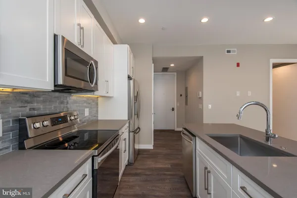 $2,200 | 1340 South 13th Street, Unit 1C, Philadelphia, PA 19147