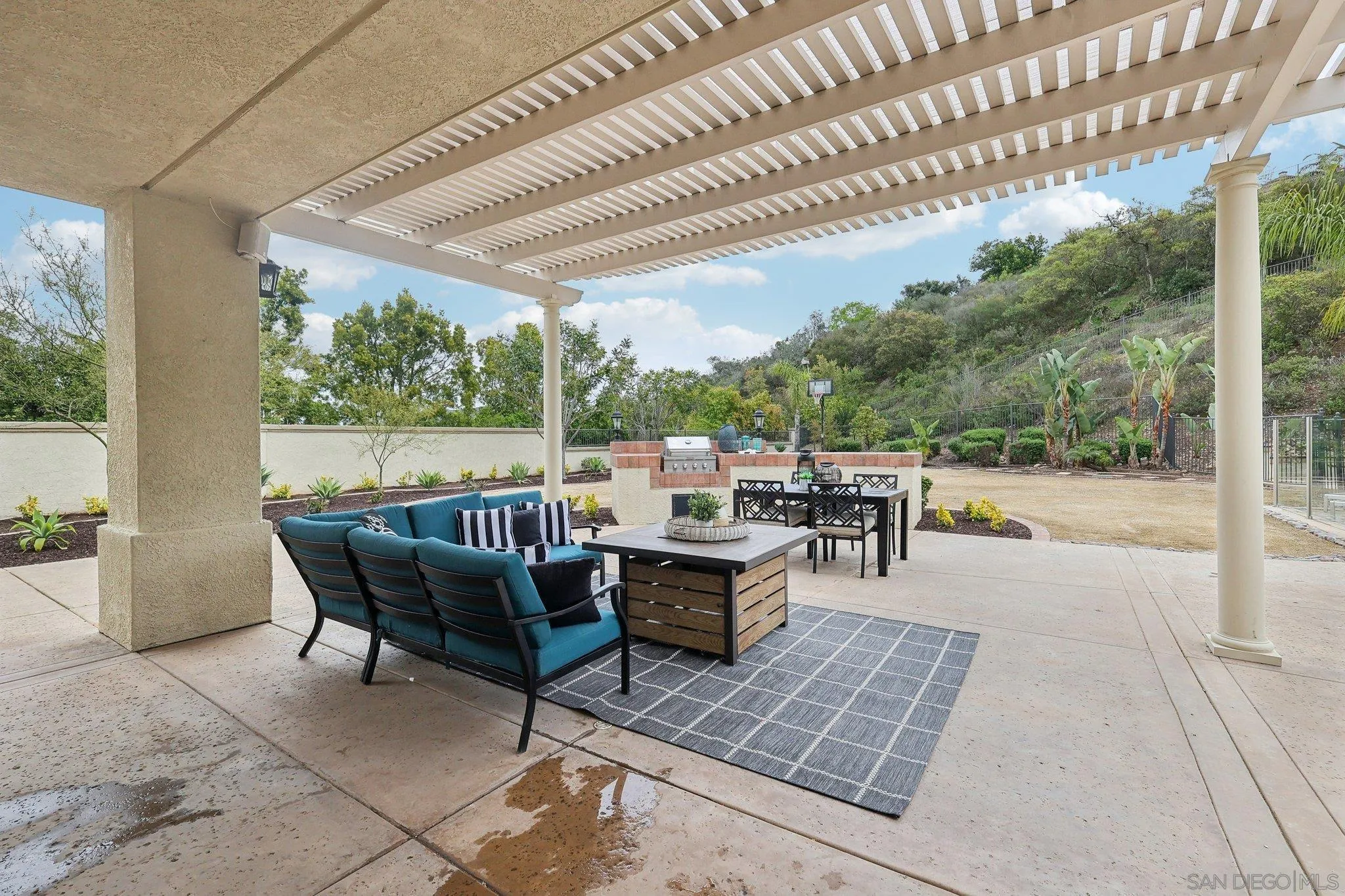 11781 Treadwell Drive Poway, CA 92064 - Photo 15 of 63