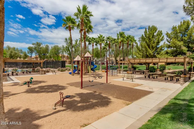 $2,190 | 4333 South Rim Court, Gilbert, AZ 85297