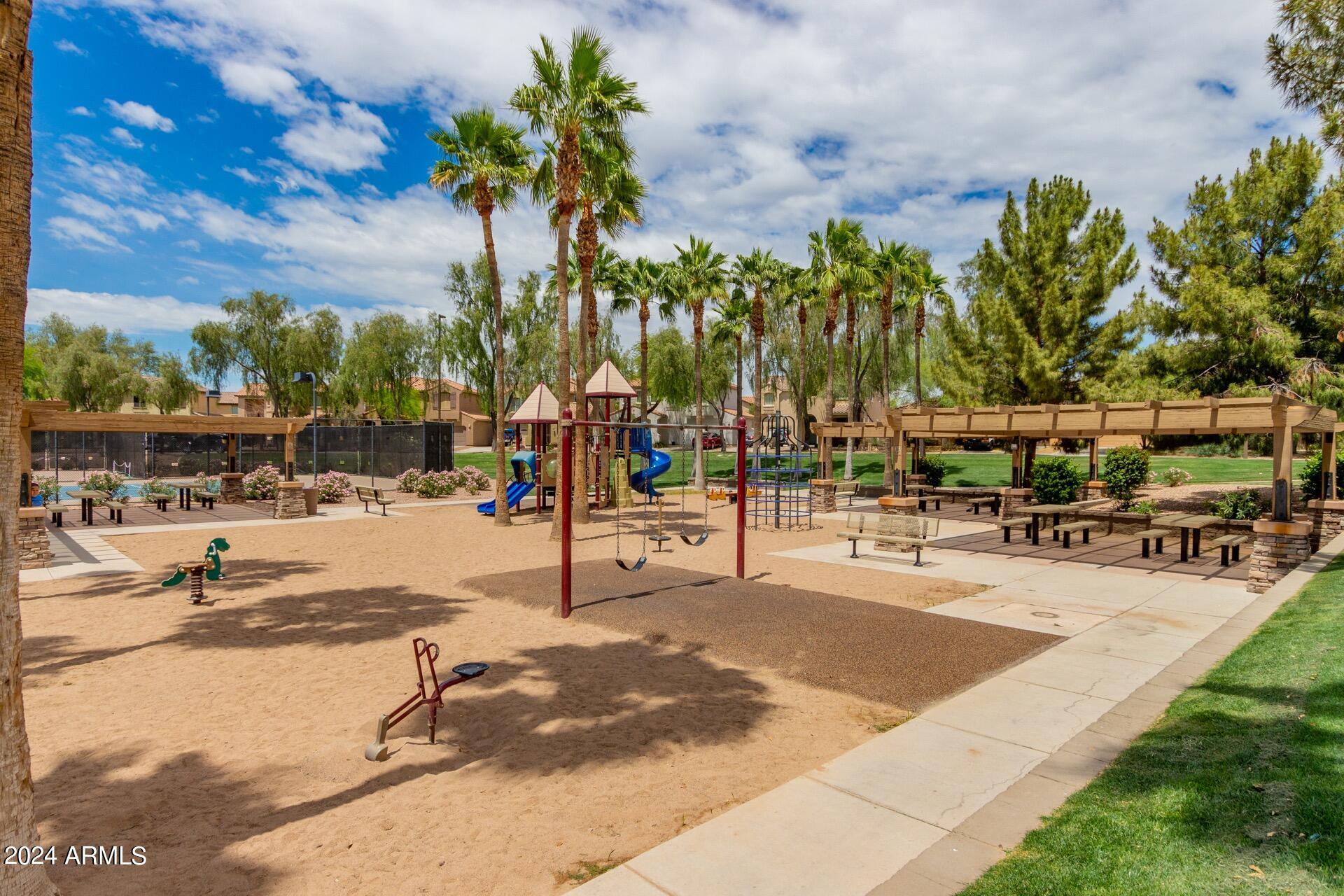4333 South Rim Court Gilbert, AZ 85297 - Photo 39 of 77 a view of a basketball court