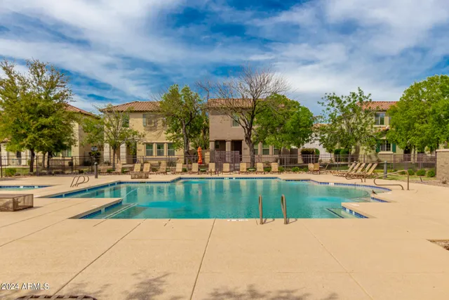 $2,190 | 4333 South Rim Court, Gilbert, AZ 85297