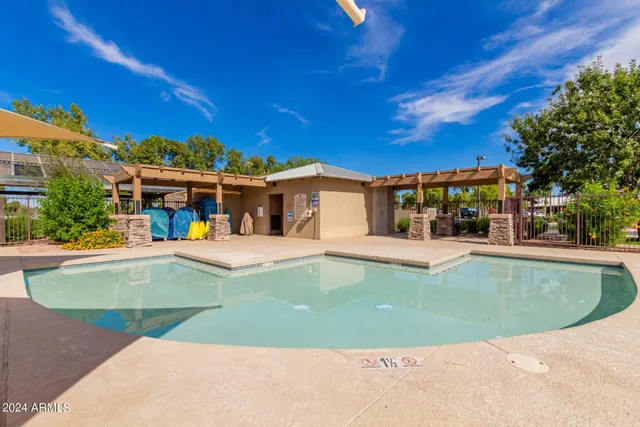 $2,190 | 4333 South Rim Court, Gilbert, AZ 85297