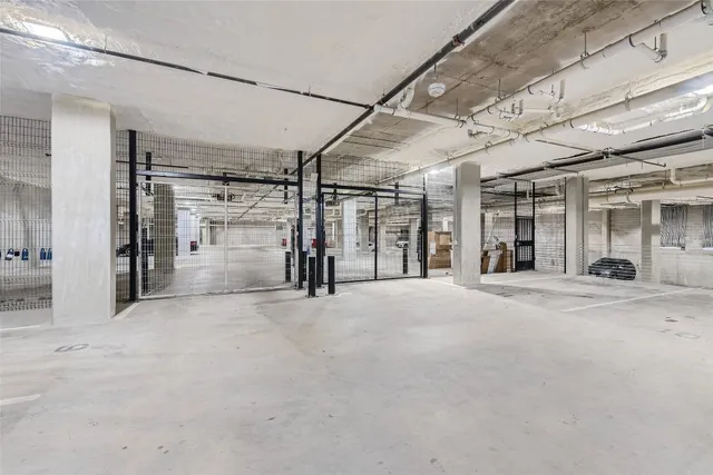 $2,350 | 4802 South Congress Avenue, Unit 305, Austin, TX 78745