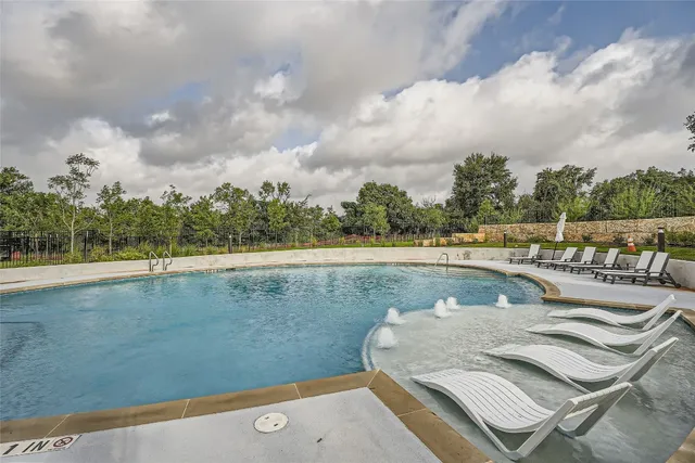 $2,350 | 4802 South Congress Avenue, Unit 305, Austin, TX 78745