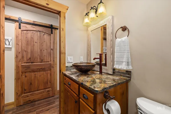 $699,900 | 15 Starview Drive, Garden Valley, ID 83622