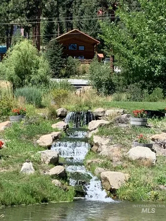 $699,900 | 15 Starview Drive, Garden Valley, ID 83622