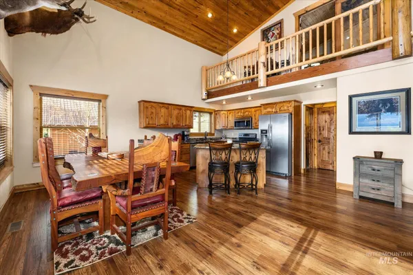$699,900 | 15 Starview Drive, Garden Valley, ID 83622