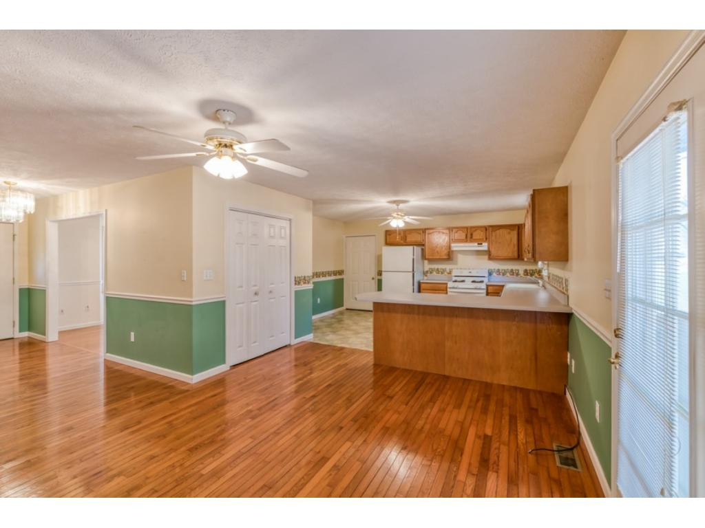 2025 Florist Road Southwest Abingdon, VA 24210 - Photo 10 of 19 Photo 10