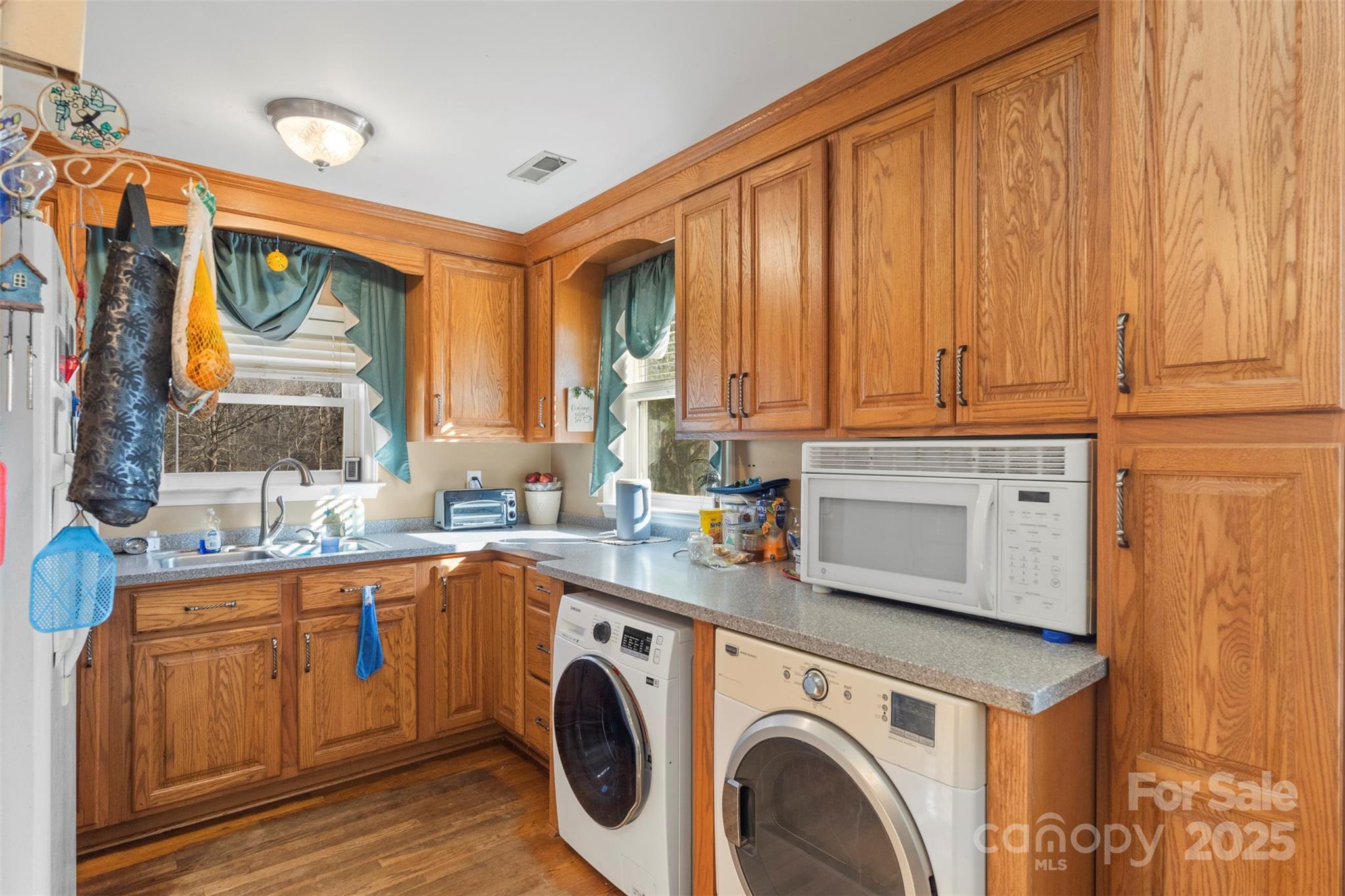 1580 Pine Ridge Road China Grove, NC 28023 - Photo 13 of 35 a view of a kitchen with electric appliances