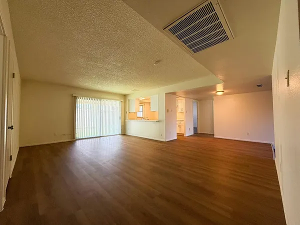 $2,195 | 5208 West Calavar Road, Glendale, AZ 85306