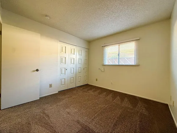$2,195 | 5208 West Calavar Road, Glendale, AZ 85306