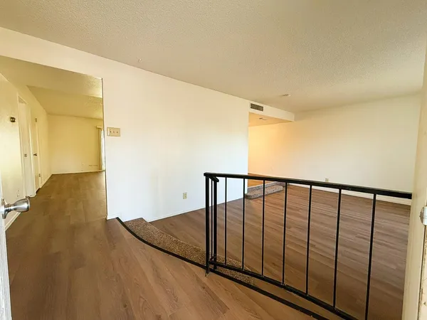 $2,195 | 5208 West Calavar Road, Glendale, AZ 85306