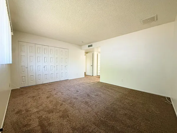 $2,195 | 5208 West Calavar Road, Glendale, AZ 85306