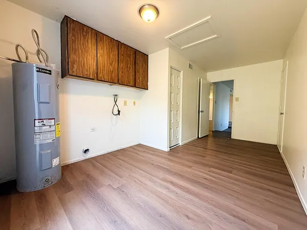 $2,195 | 5208 West Calavar Road, Glendale, AZ 85306