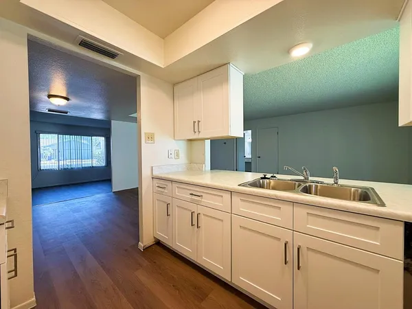 $2,195 | 5208 West Calavar Road, Glendale, AZ 85306