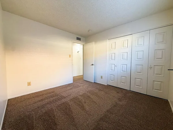 $2,195 | 5208 West Calavar Road, Glendale, AZ 85306