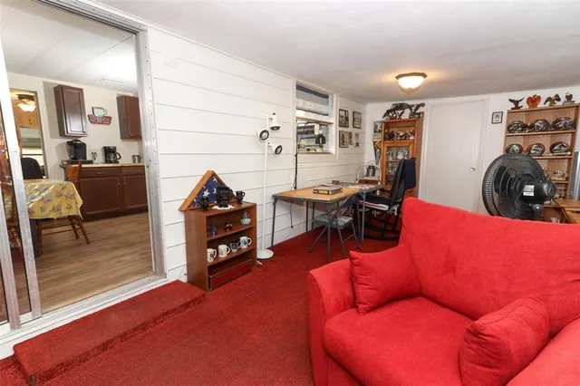 $93,500 | 411 La Vista Drive, Winter Springs, FL 32708