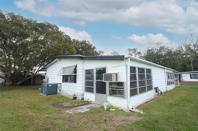 $93,500 | 411 La Vista Drive, Winter Springs, FL 32708