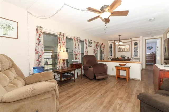 $93,500 | 411 La Vista Drive, Winter Springs, FL 32708