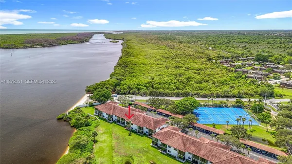 $419,500 | 6082 Southeast Landing Way, Unit 11, Stuart, FL 34997