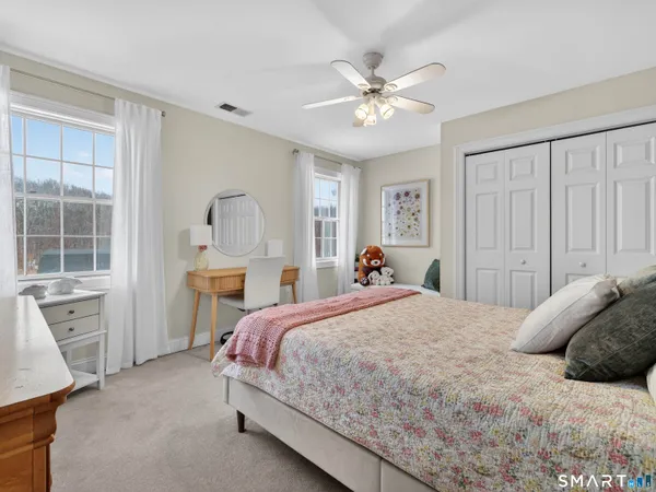 $989,900 | 17 Salem Hollow Lane, Salem, CT 06420