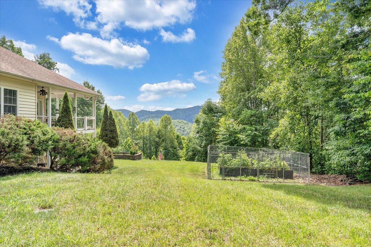 11010 Catawba Road Troutville, VA 24175 - Photo 6 of 68 05-MIB06402