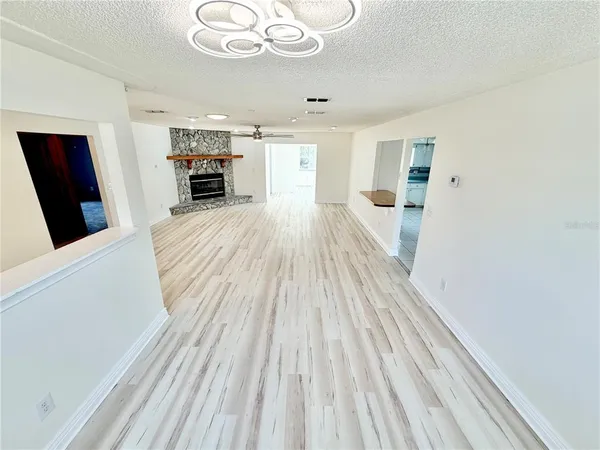 $299,900 | 17469 Southwest 35th Ave Road, Ocala, FL 34473